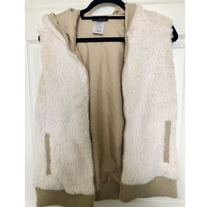 White & Cream Patagonia Vest